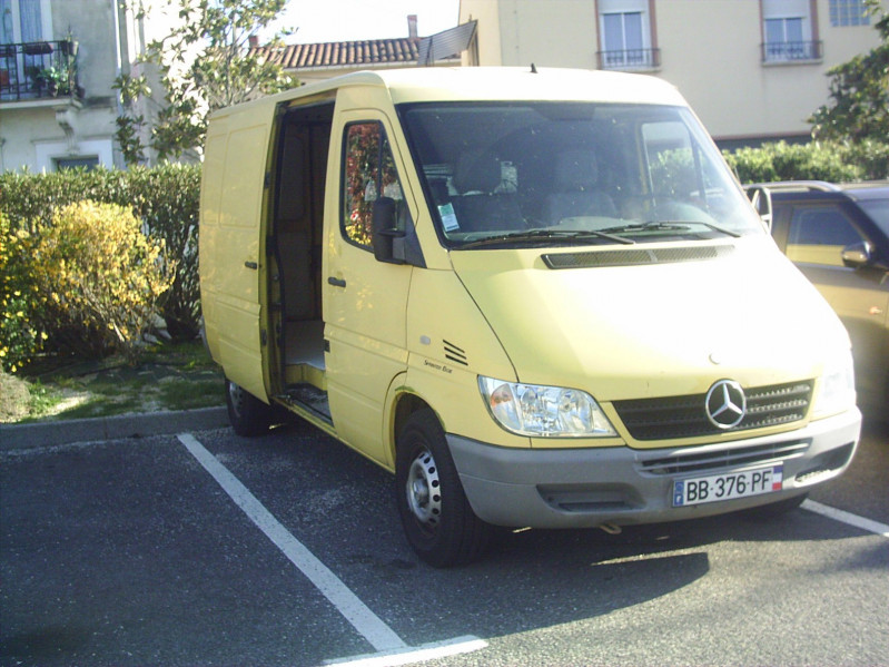 
                                                Déménagement, garde meuble
                                                 fourgon avec chauffeur