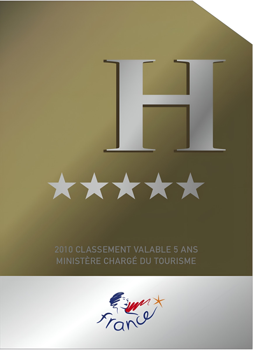 
                                                Vente
                                                 FRANCE SUD-EST HOTEL 5* D'EXCEPTION SPA