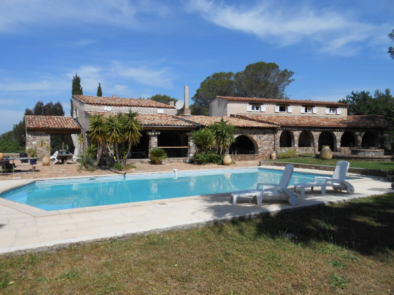 
                                                Vente
                                                 FRENCH RIVIERA ATYPICAL STONES PROPERTY