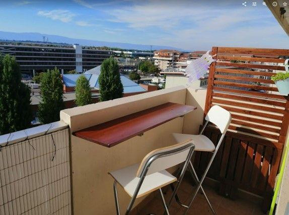 
                                                Location
                                                 Fully furnished Flat (T3) in front train station