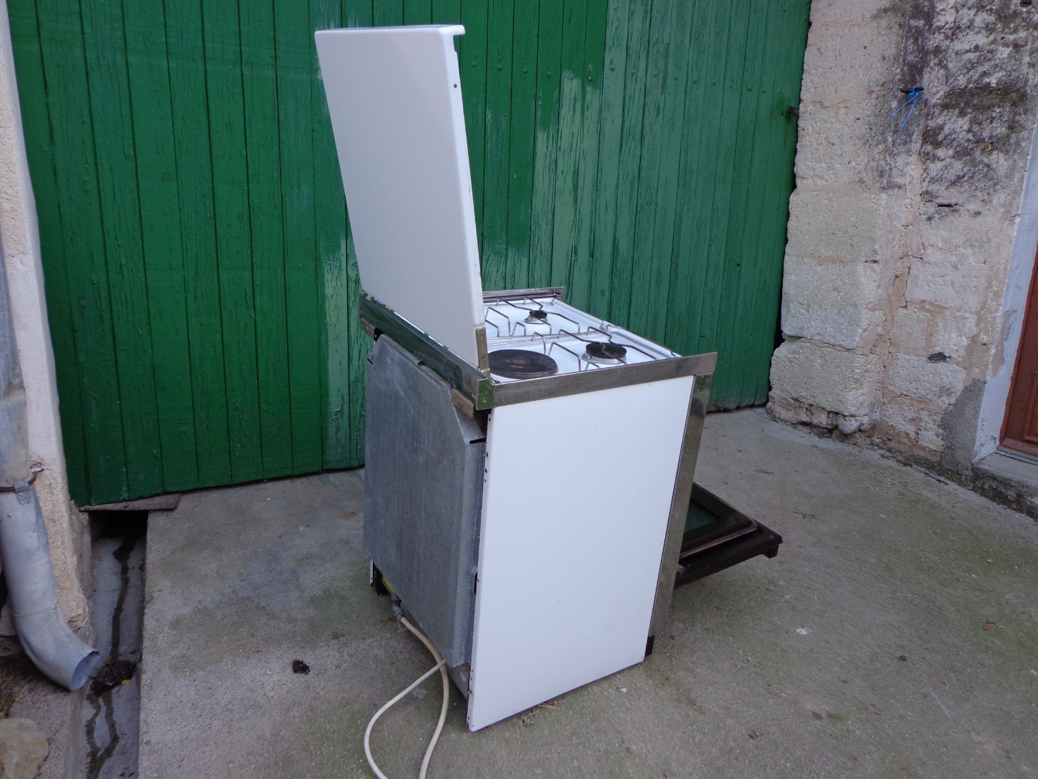 
                                                Electroménager
                                                 gazinière  deditrich