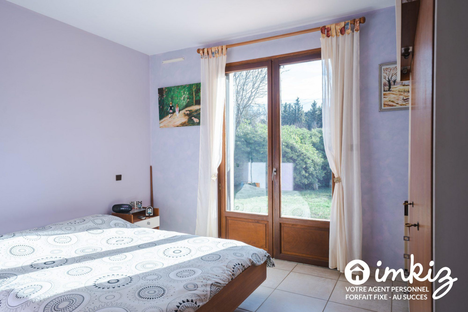 
                                                Vente
                                                 gd séjour, 4 chambres,sdb avec balnéo, cuisine neu