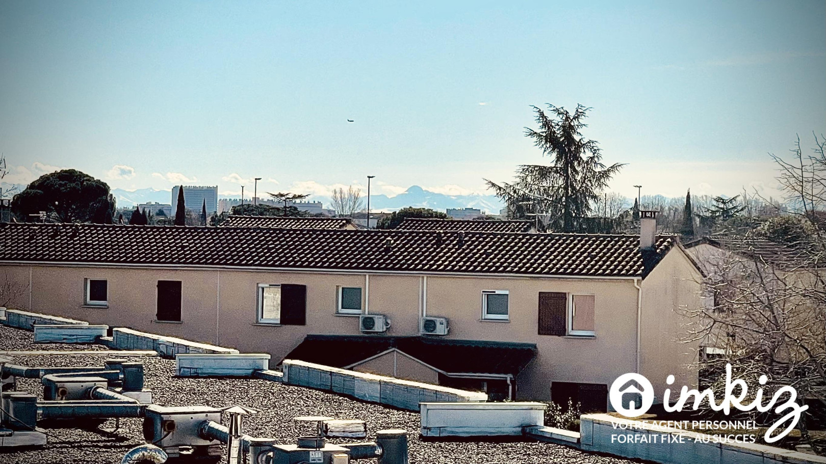 
                                                Vente
                                                 Gd T2 lumineux avec terrasse, garage et parking