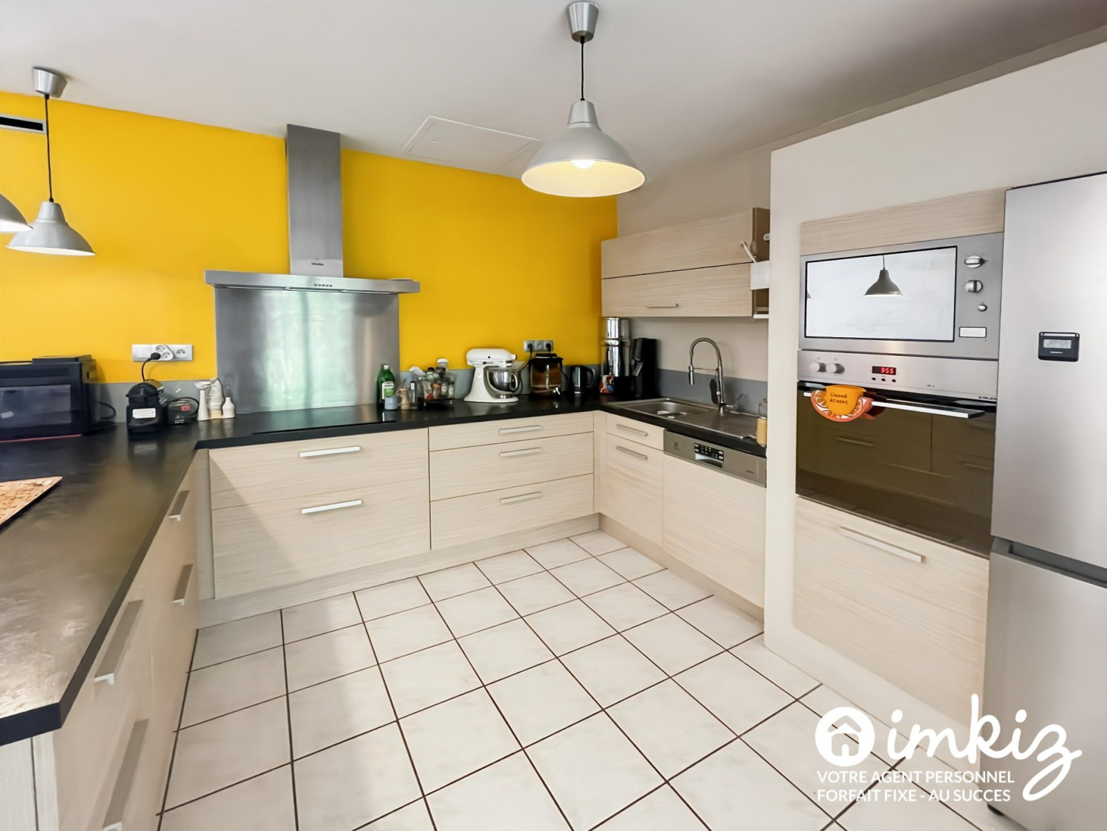 
                                                Vente
                                                 Gde Maison T6 au calme à Castelginest