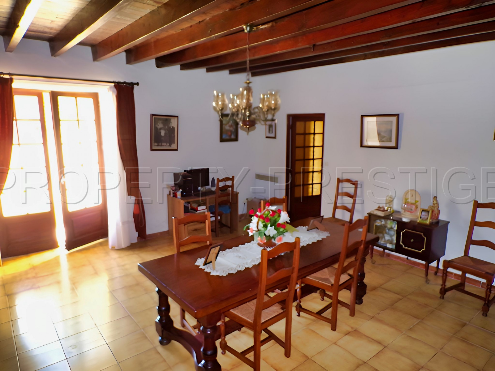 
                                                Vente
                                                 GERS ANCIEN CORPS DE FERME 3 HA