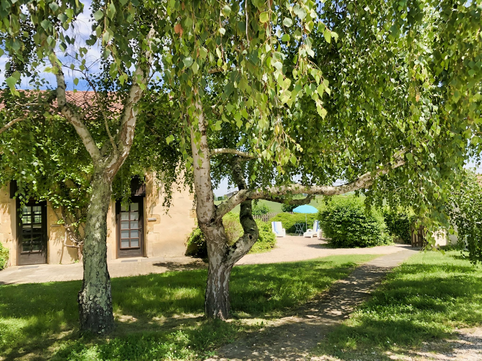 
                                                Vente
                                                 GERS DOMAINE XVIIIème GITES 1,8HA