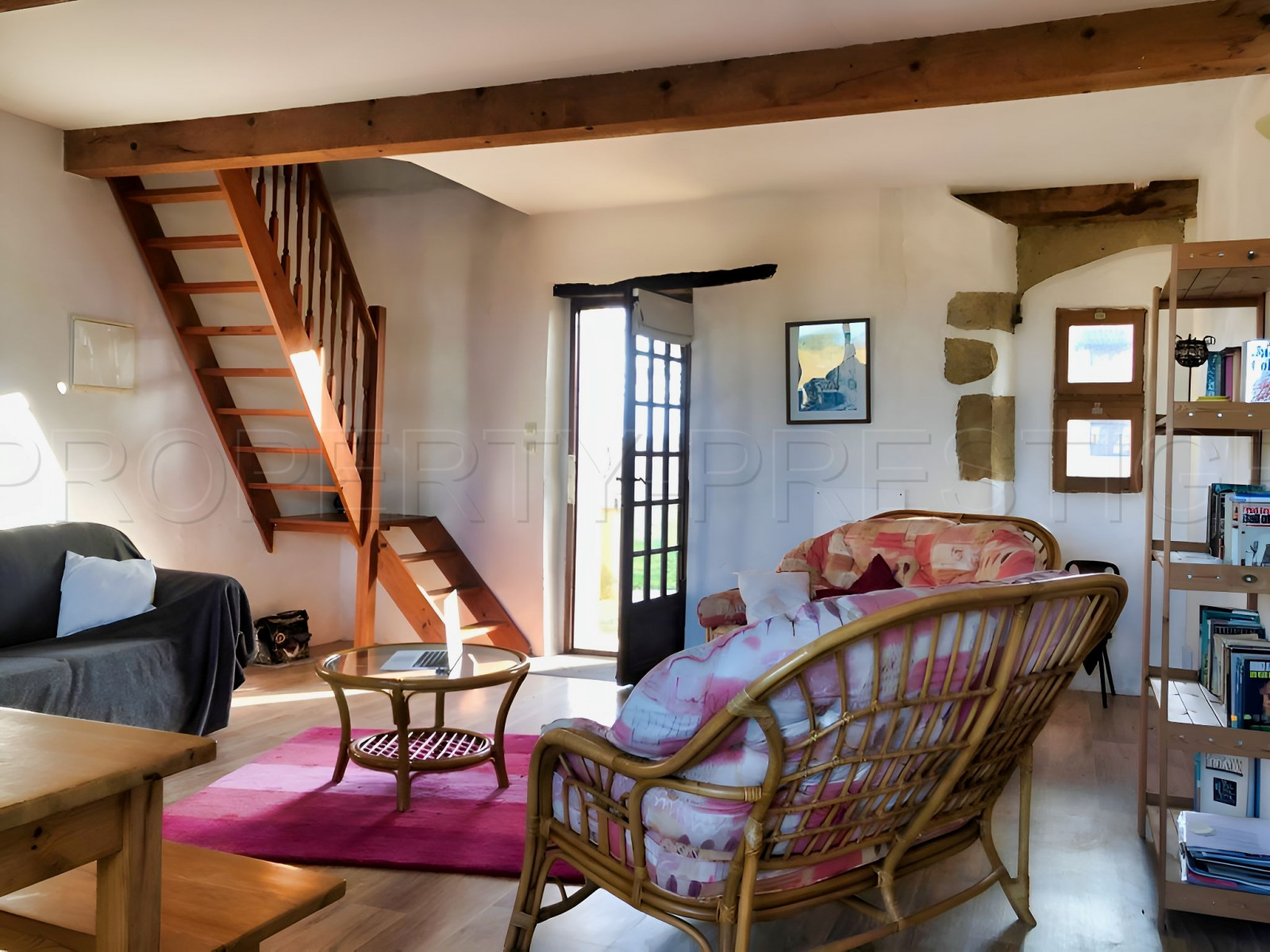 
                                                Vente
                                                 GERS DOMAINE XVIIIème GITES 1,8HA