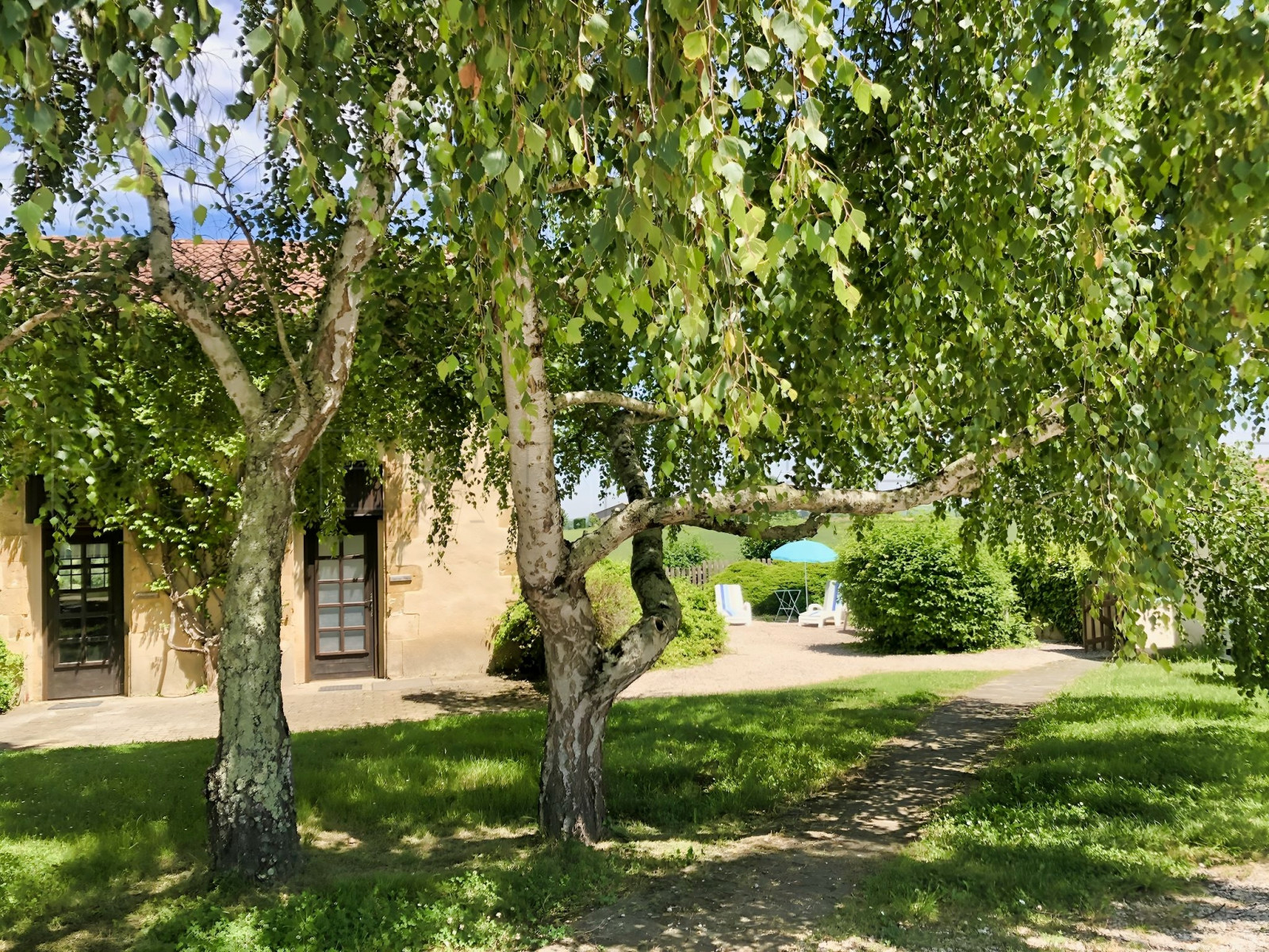 
                                                Vente
                                                 GERS DOMAINE XVIIIème GITES 1,8HA
