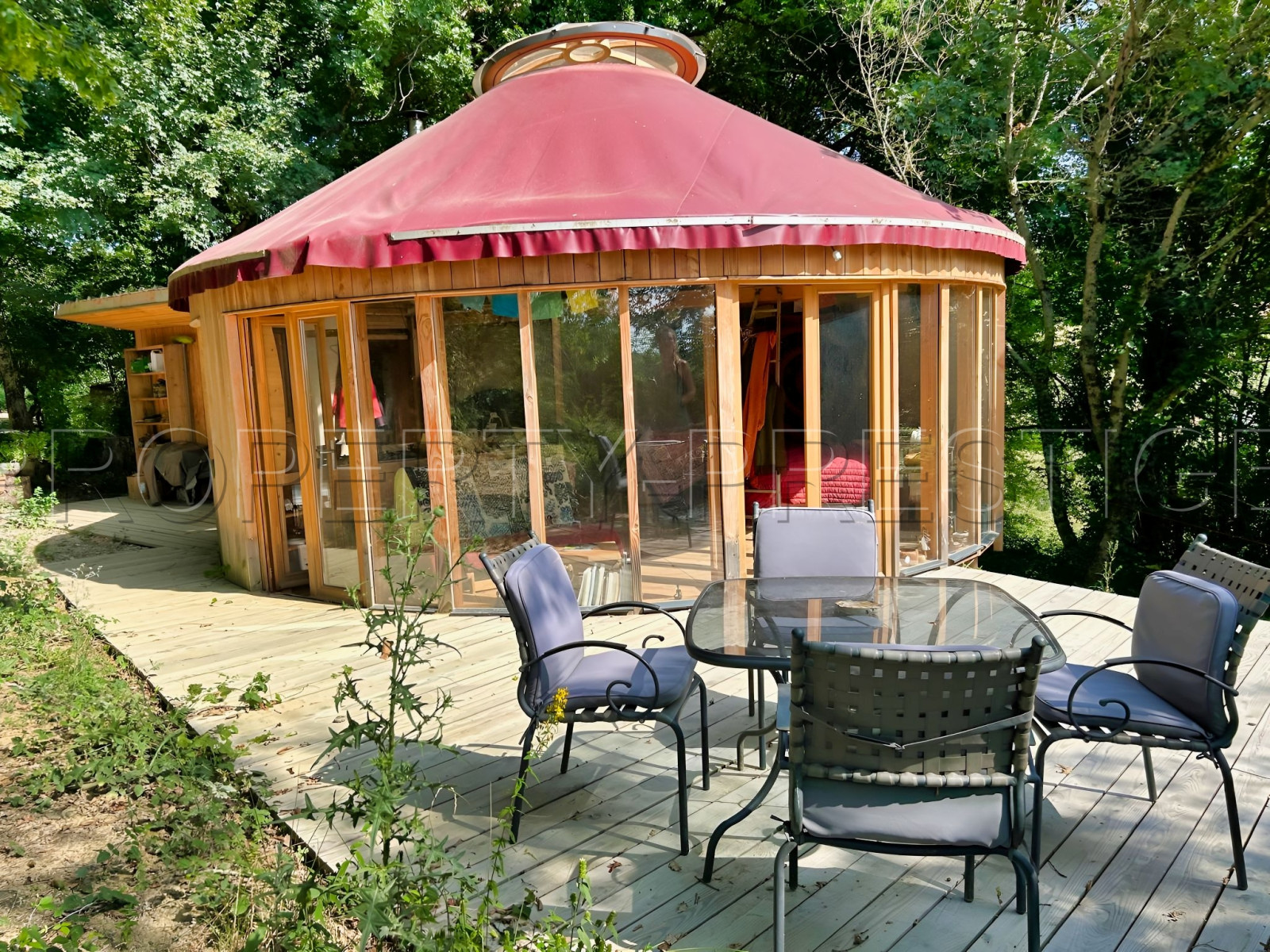 
                                                Vente
                                                 GERS FERME BIO 50 HA