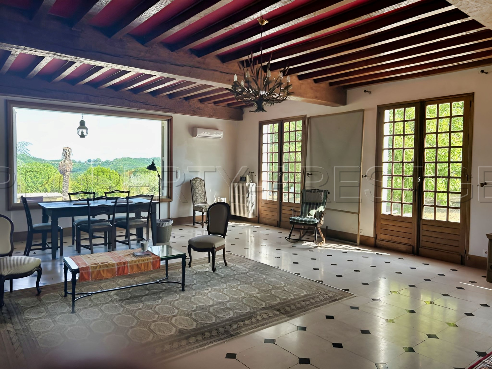 
                                                Vente
                                                 GERS PROPRIETE DE CARACTERE