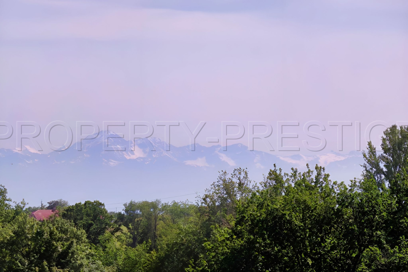 
                                                Vente
                                                 GERS VILLA CONTEMPORAINE 1,7 HA VUE DOMINANTE