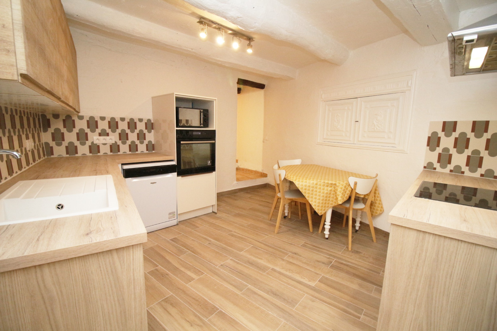 
                                                Vente
                                                 Gilette 4 pieces au calme en duplex