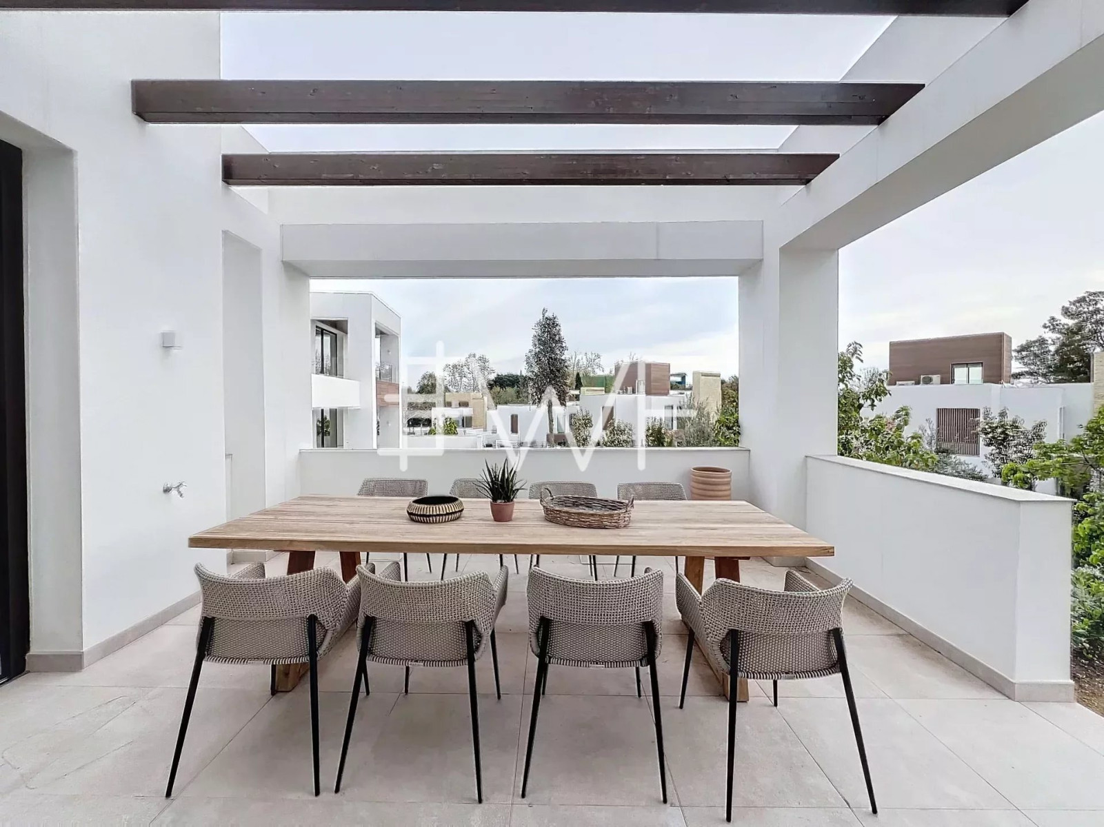 
                                                Vente
                                                 Golden Mile : Villa de luxe avec vue mer emplacement premium.