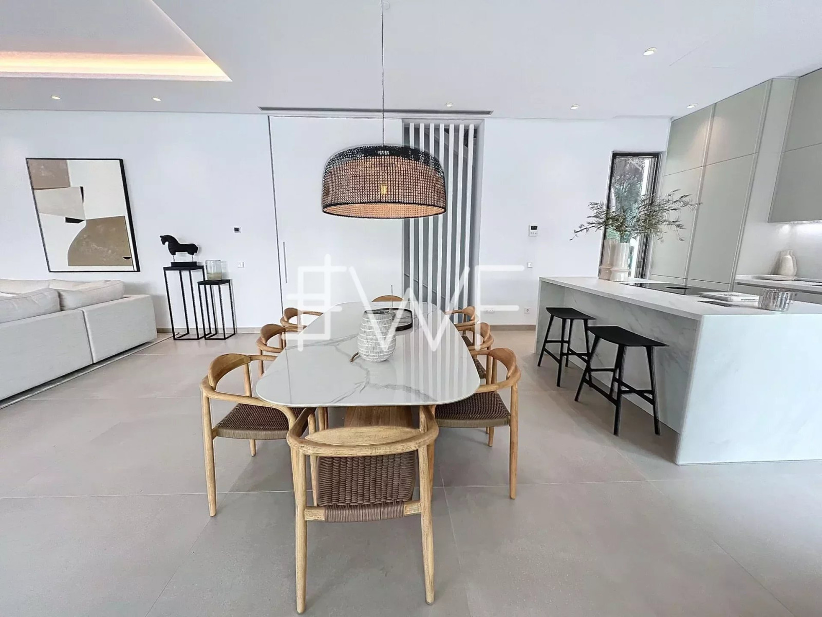 
                                                Vente
                                                 Golden Mile : Villa de luxe avec vue mer emplacement premium.