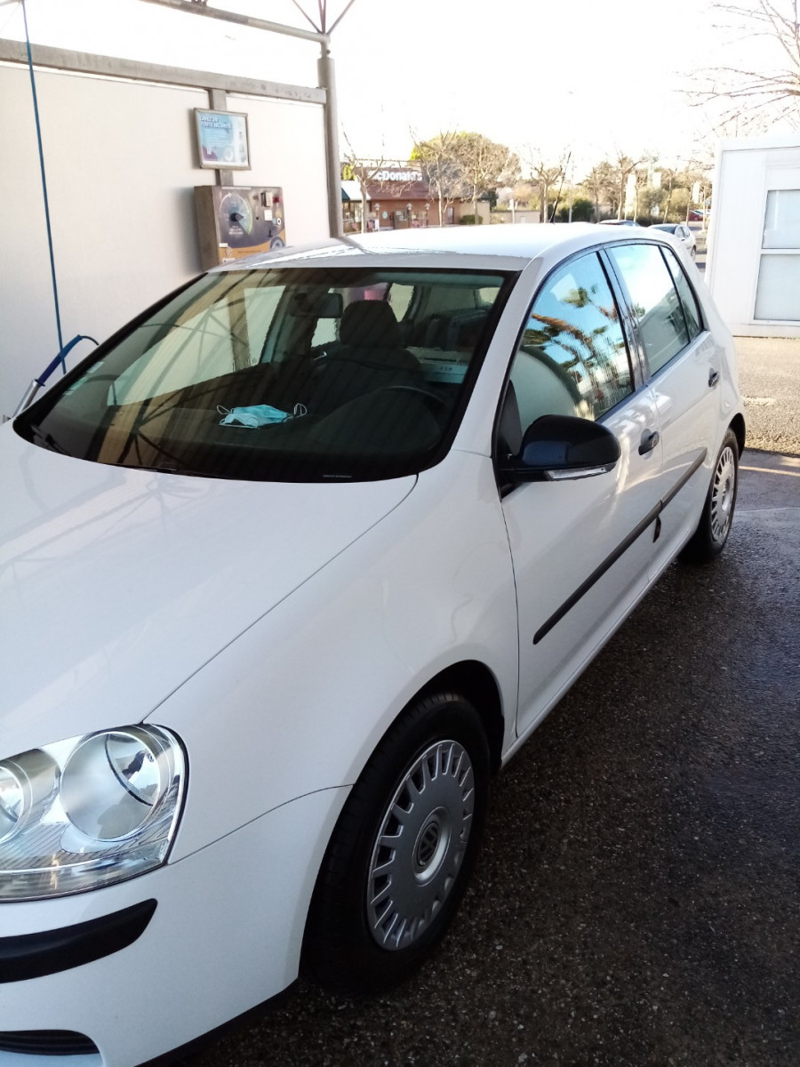 
                                                Voiture
                                                 GOLF TREND ESSENCE