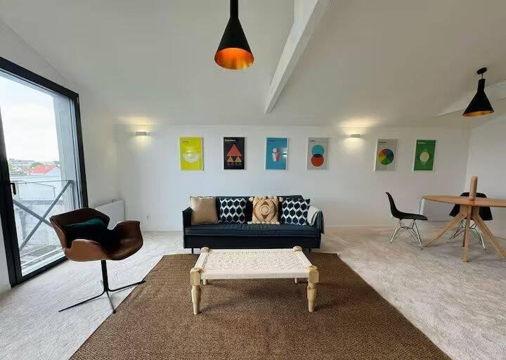 
                                                Location
                                                 Grand 2 p neuf meublé 60 m² – Colombes – Proche T2