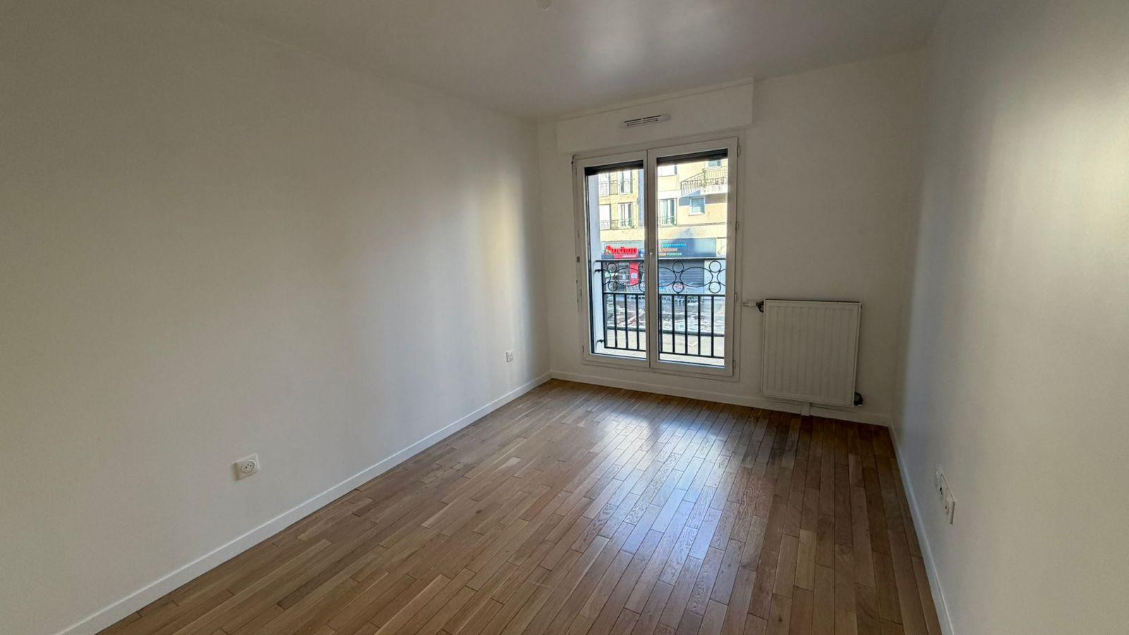 
                                                Location
                                                 Grand 2 pièces 41 m² avec Parking