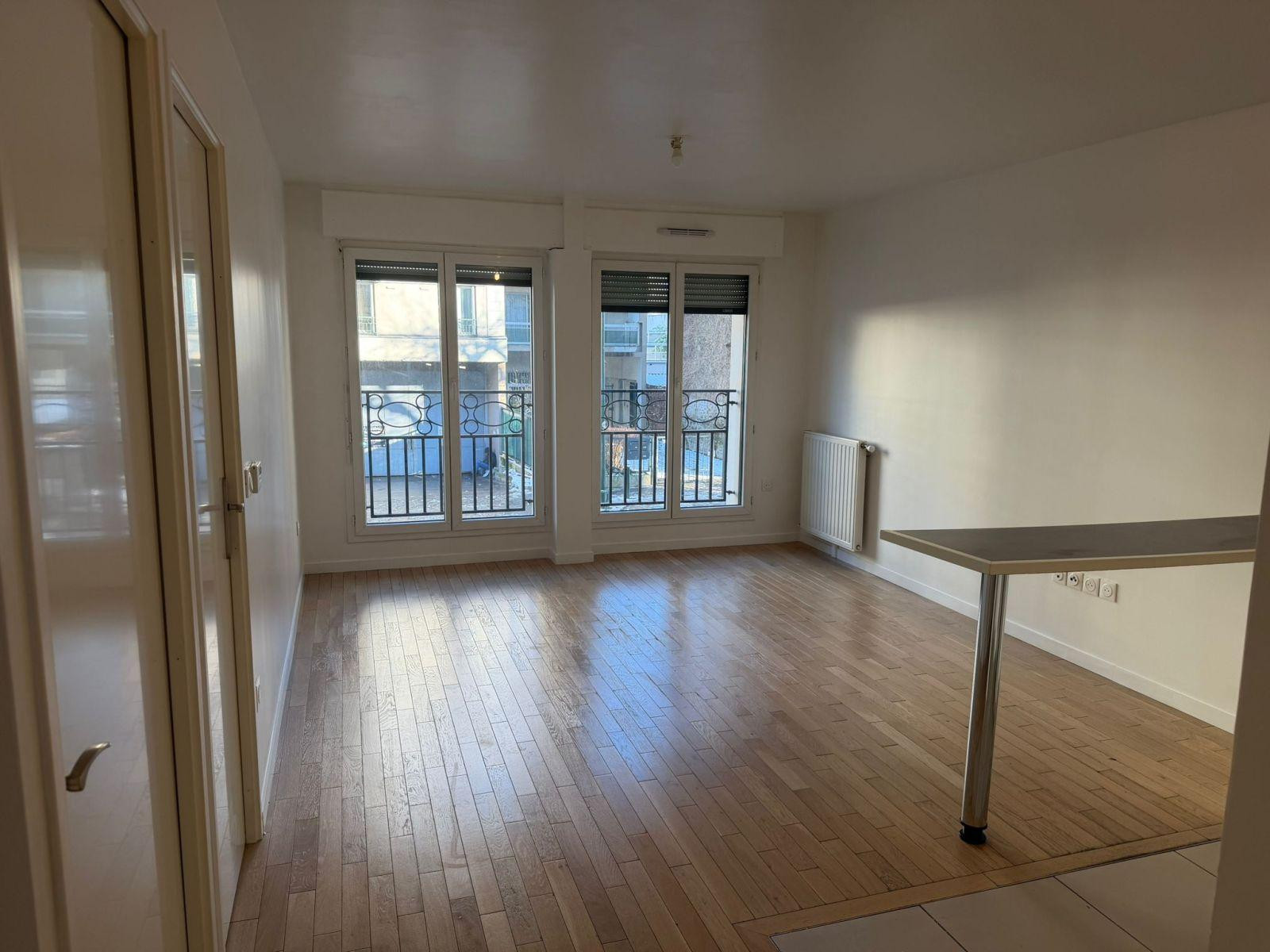 
                                                Location
                                                 Grand 2 pièces 41 m² avec Parking