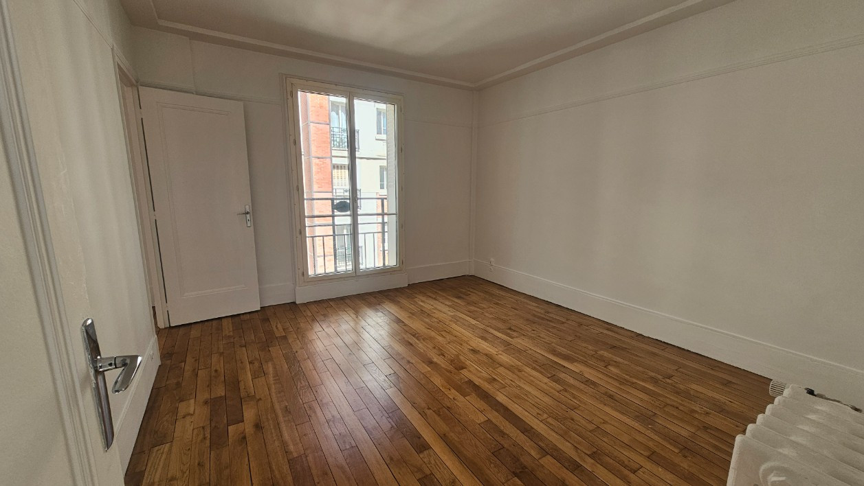 
                                                Vente
                                                 Grand 2 pièces