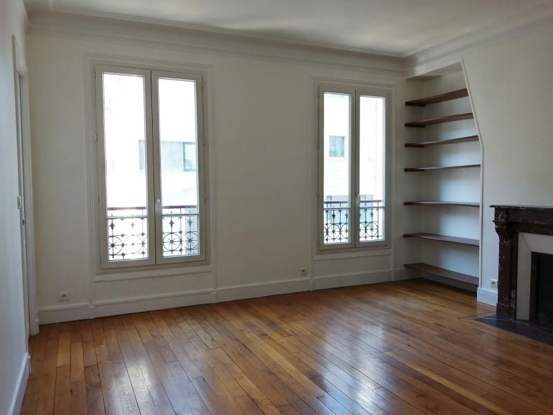 
                                                Location
                                                 Grand 2 pièces à Paris 14è