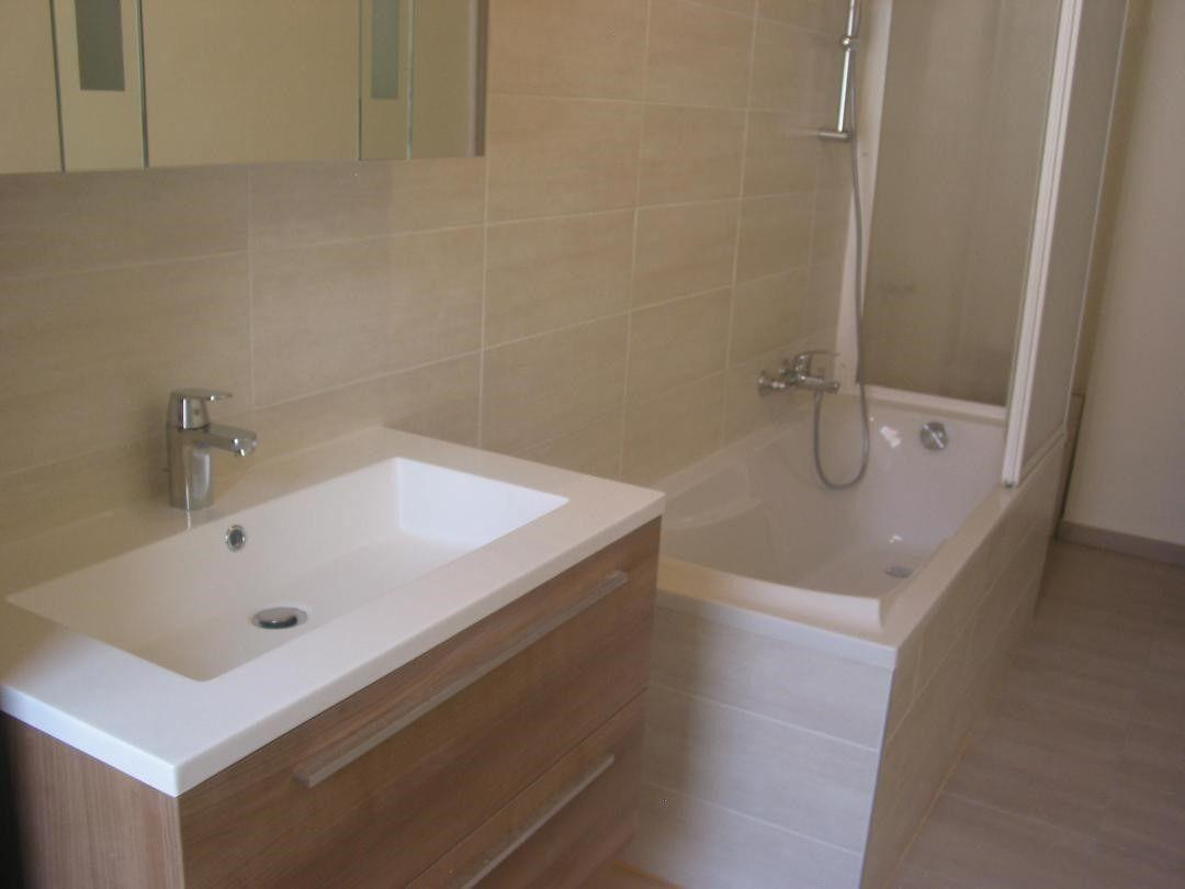 
                                                Location
                                                 Grand 2 pièces au calme