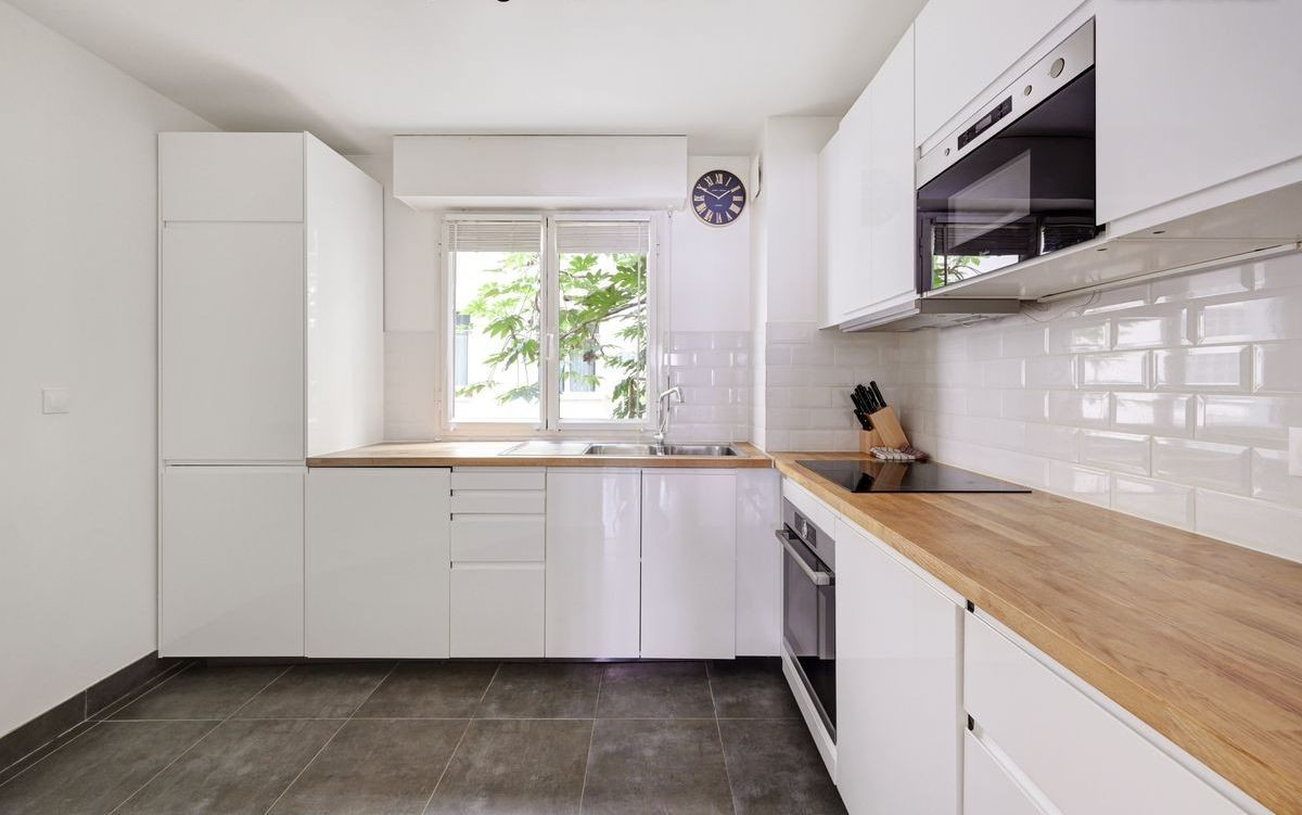 
                                                Location
                                                 Grand 2 pièces meublé 60m² Wagram avec parking