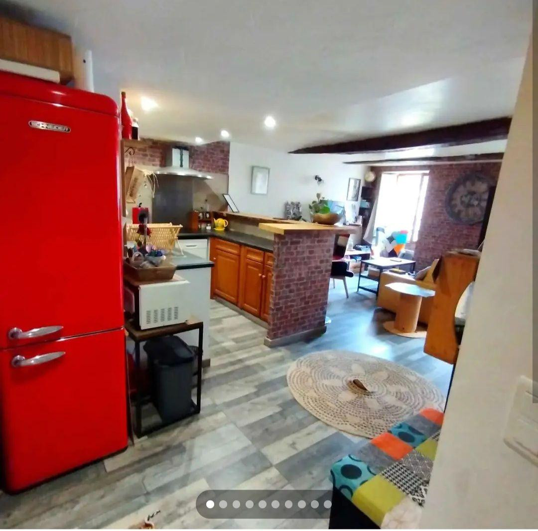 
                                                Location
                                                 Grand 2 pieces meublé atypique