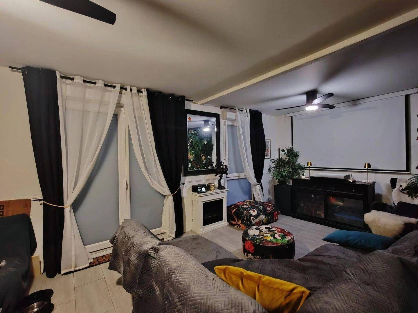 
                                                Location
                                                 Grand 2 pièces meublé de 62m²+ terrasse