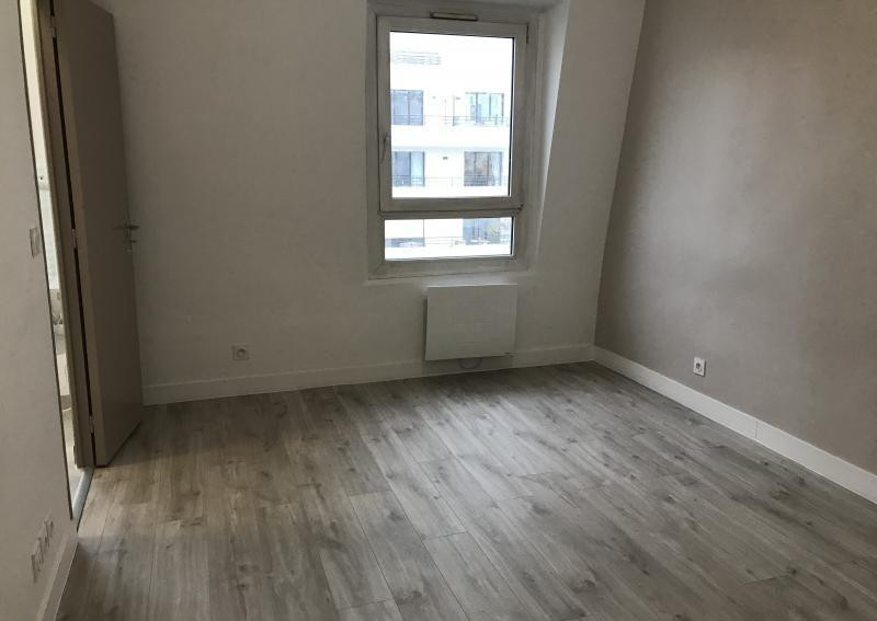 
                                                Location
                                                 Grand 2 pièces refait à neuf Levallois