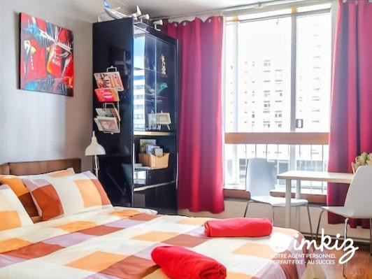 
                                                Vente
                                                 Grand 3 pièces Vue sur Tour Eiffel et Piscine