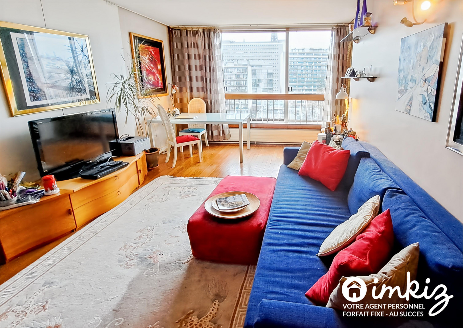 
                                                Vente
                                                 Grand 3 pièces Vue sur Tour Eiffel et Piscine