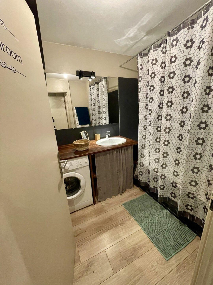 
                                                Location
                                                 GRAND 3P MEUBLE 60M² MODERNE