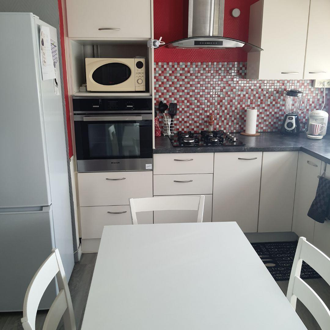 
                                                Location
                                                 Grand appartement 3 chambres