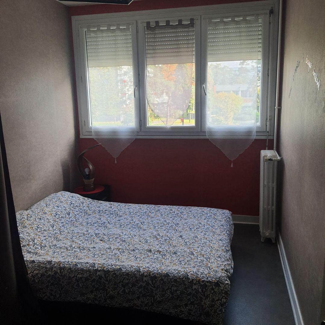 
                                                Location
                                                 Grand appartement 3 chambres