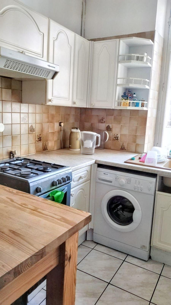 
                                                Location
                                                 Grand appartement à louer en centre ville