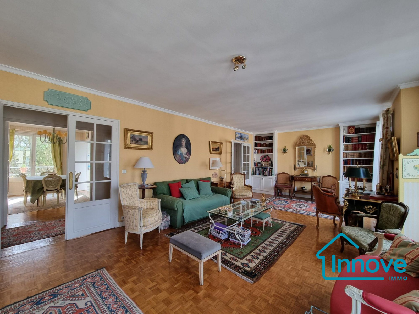 
                                                Vente
                                                 Grand appartement Familial 5 chambres dernier étage