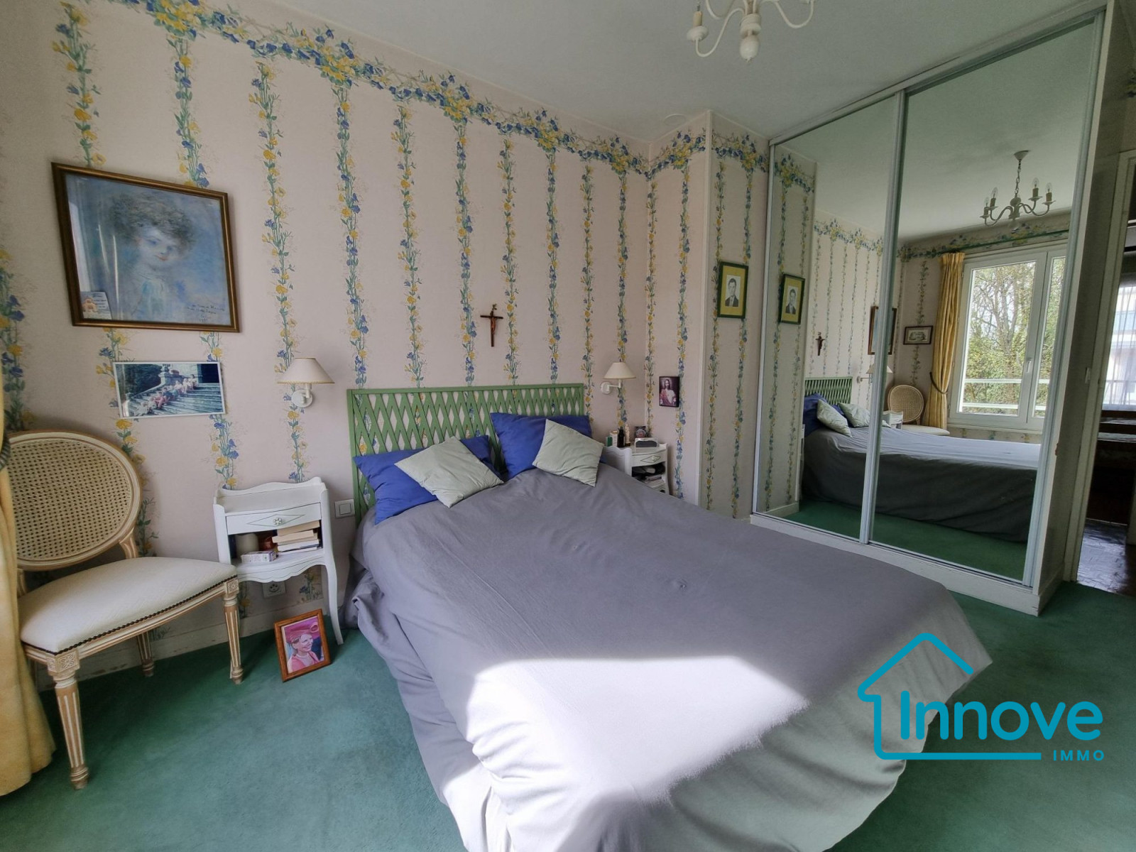
                                                Vente
                                                 Grand appartement Familial 5 chambres dernier étage