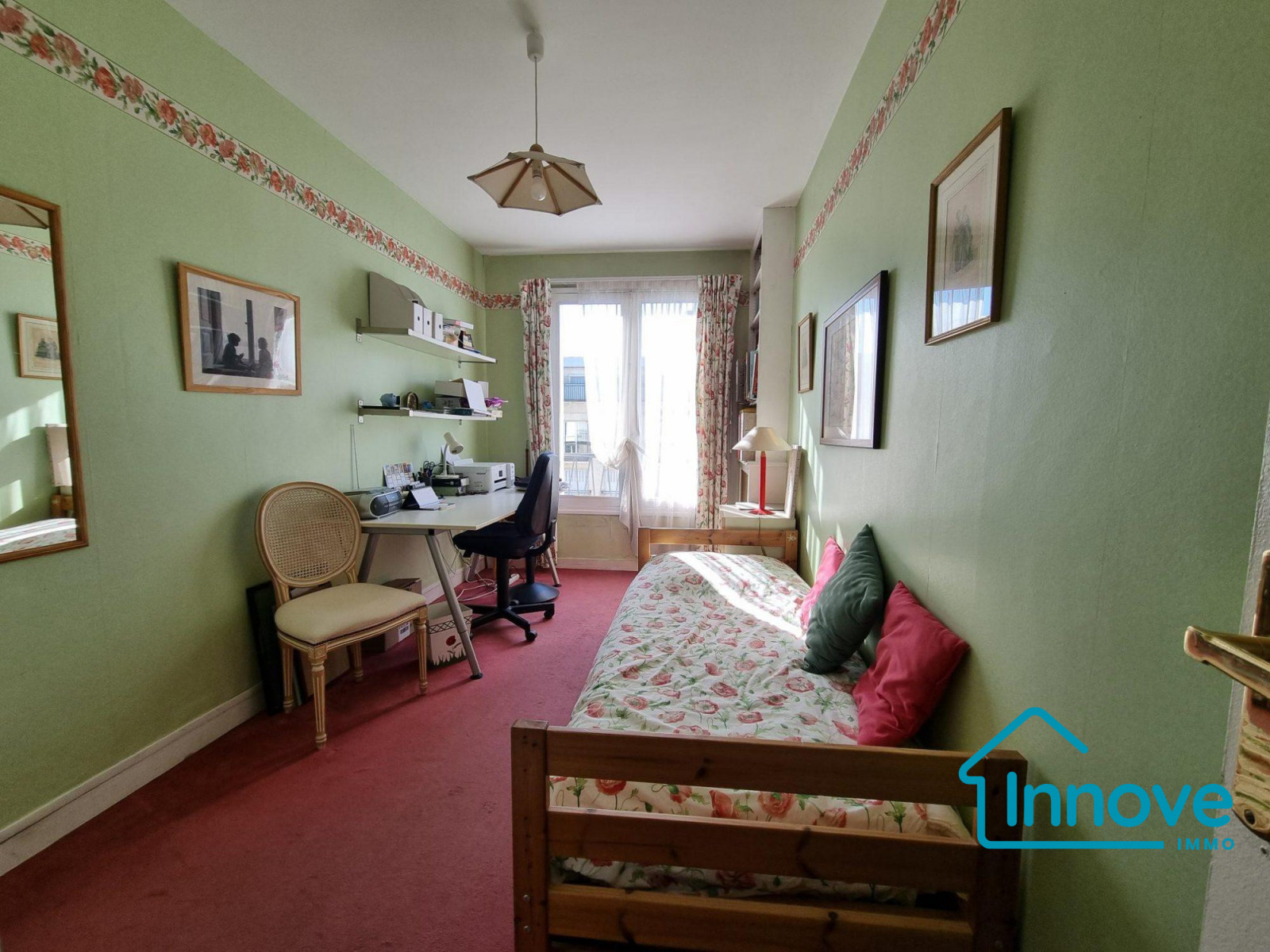 
                                                Vente
                                                 Grand appartement Familial 5 chambres dernier étage