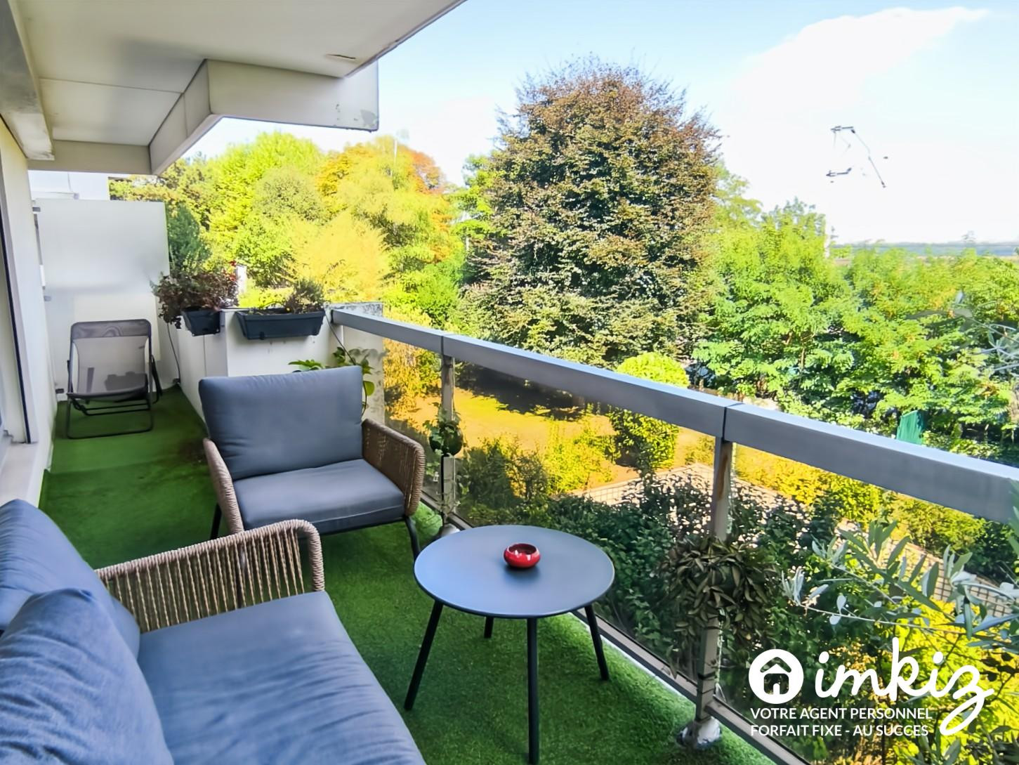 
                                                Vente
                                                 Grand appartement familial à Suresnes
