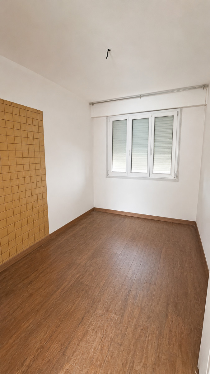 
                                                Vente
                                                 Grand Appartement lumineux et traversant - Grand Clement
