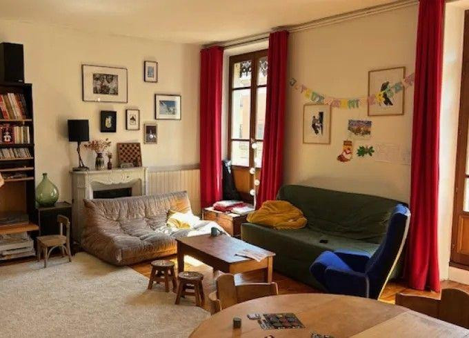 
                                                Location
                                                 GRAND APPARTEMENT T4 LUMINEUX AVEC BALCON