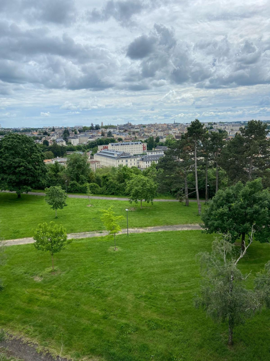 
                                                Location
                                                 Grand Appartement T6