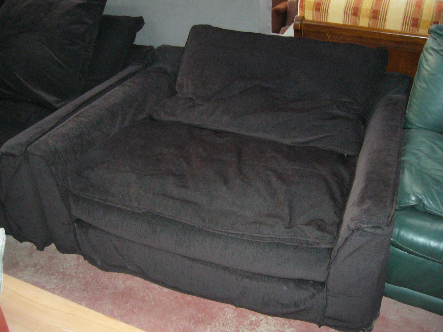 
                                                Meuble
                                                 Grand canapé/sofa avec fauteuil, promotion