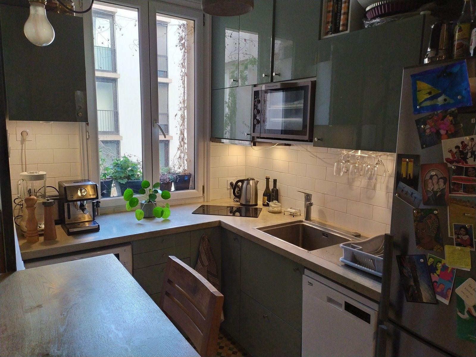 
                                                Location
                                                 Grand deux-pièces atypique meublé, Paris 18ème
