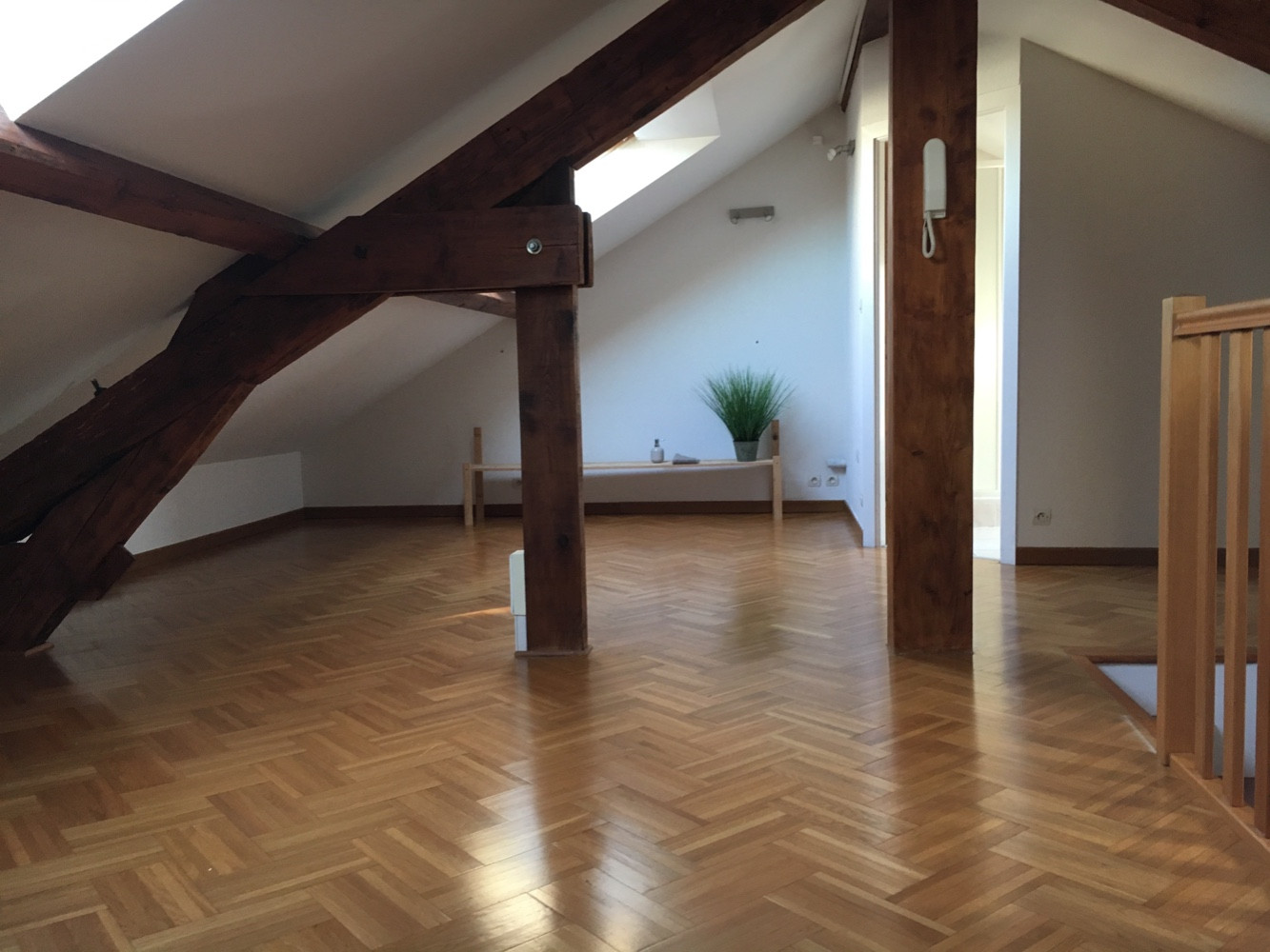 
                                                Location
                                                 GRAND DUPLEX F3 BOULEVARD CHARLEMAGNE NANCY