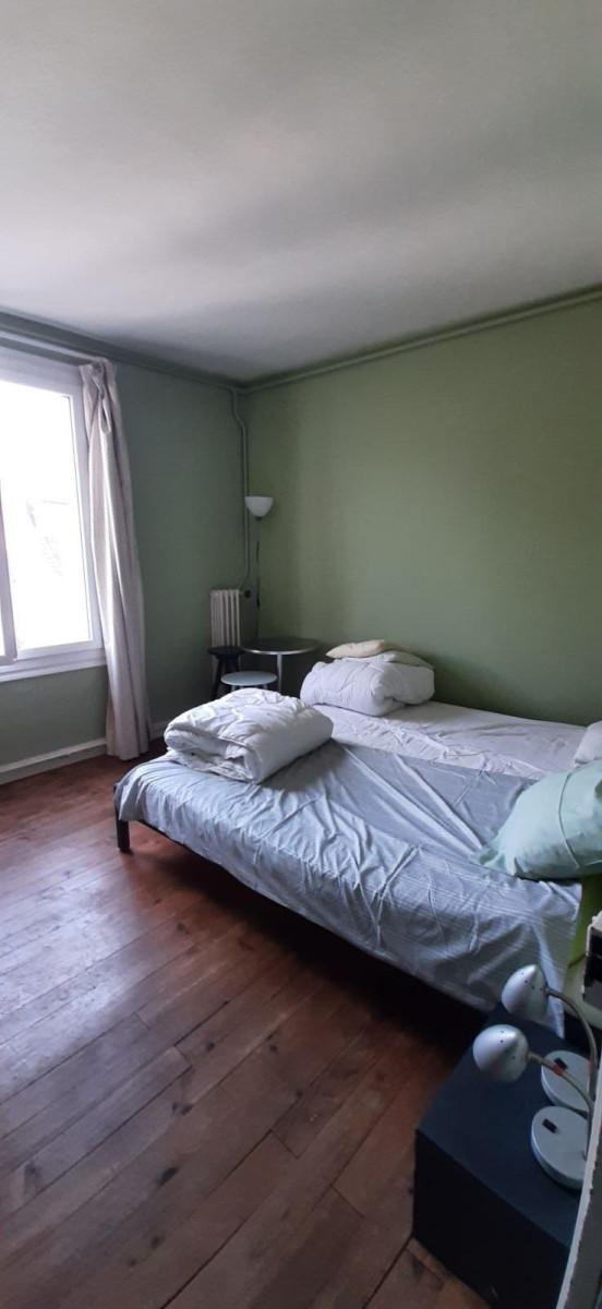 
                                                Location
                                                 Grand meublé 85m² en plein centre Dieppe