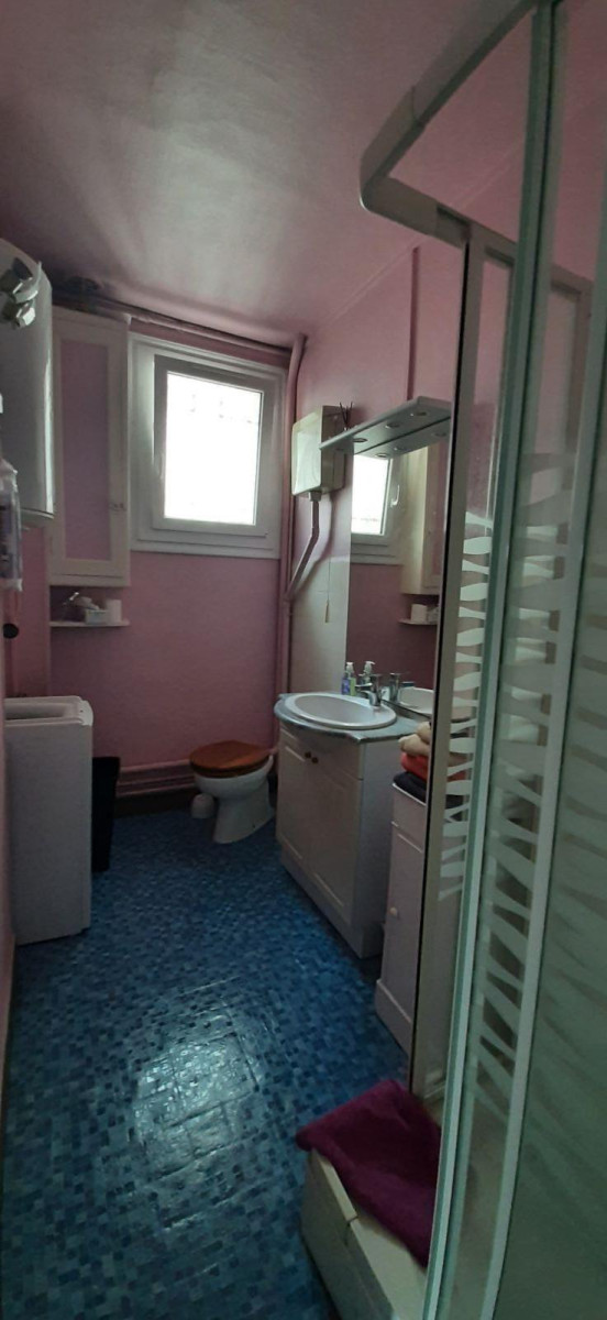 
                                                Location
                                                 Grand meublé 85m² en plein centre Dieppe