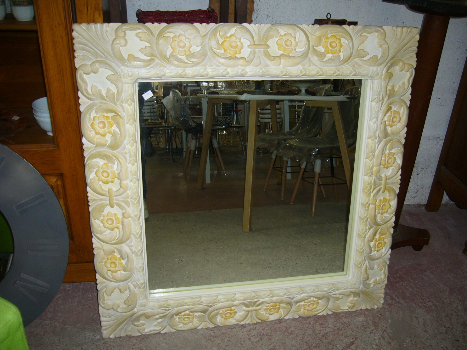 
                                                Décoration
                                                 Grand miroir,, promotion
