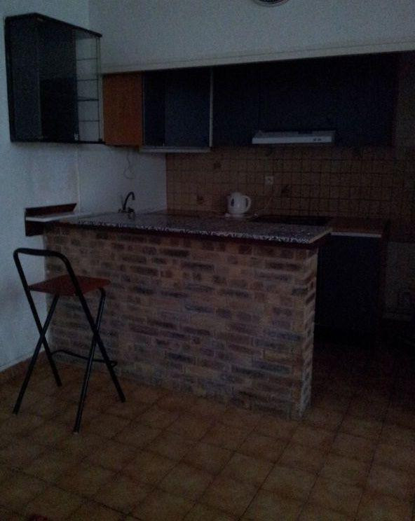 
                                                Location
                                                 Grand séjour avec vraie cheminée, jardin privatif