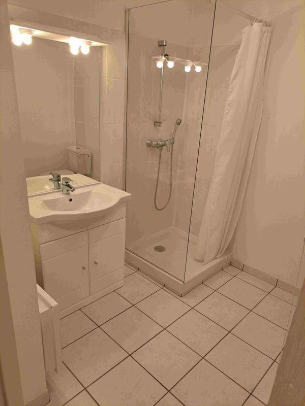 
                                                Location
                                                 Grand STUDIO 30m² meublé prés des universités